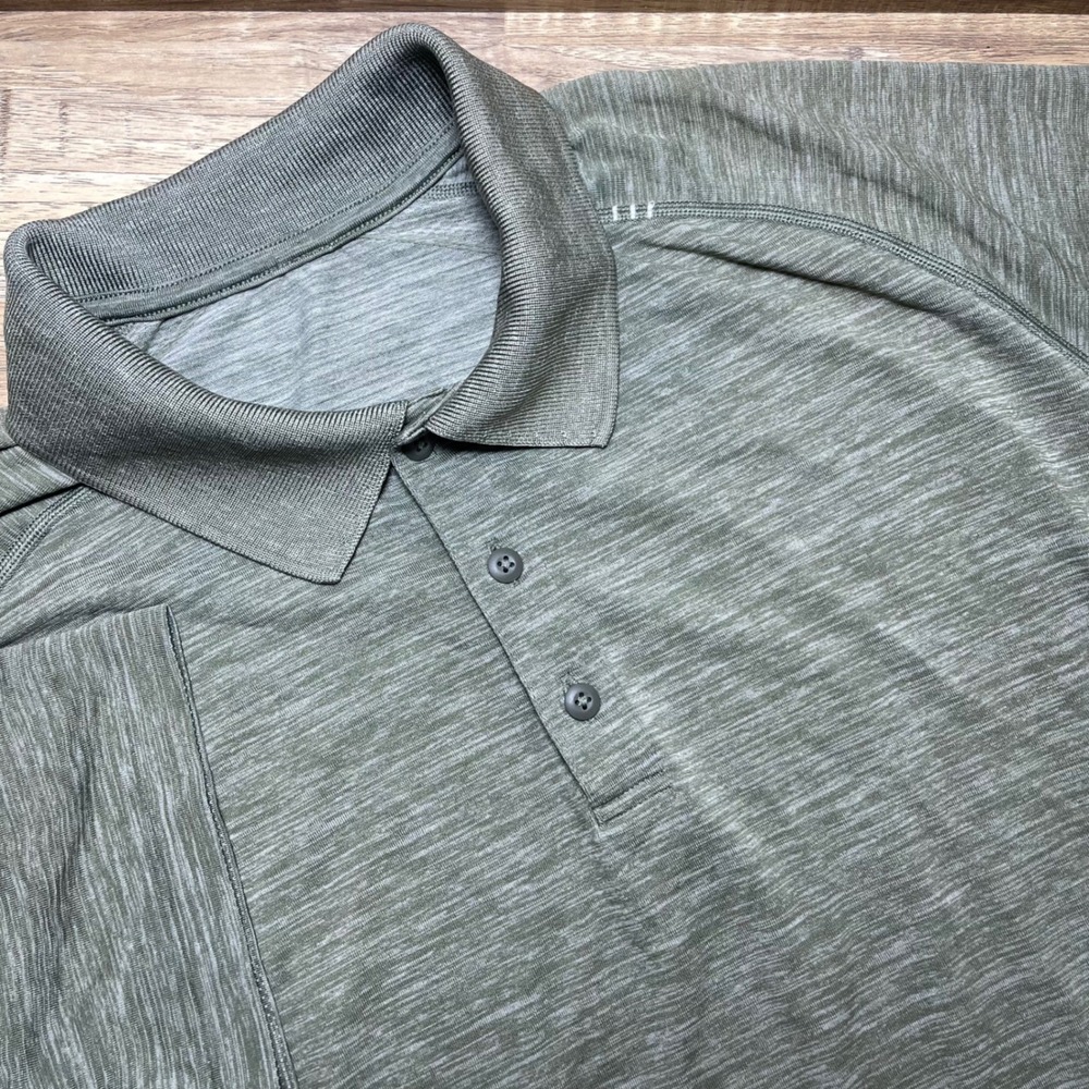 Lululemon Metal Vent Tech Polo Shirt Mens XL Olive Green Space Dye Short Sleeve